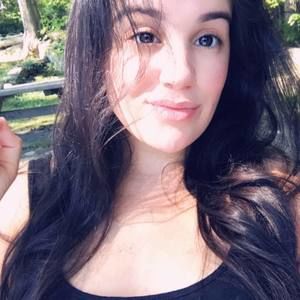 Meet your Posher, Vanessa